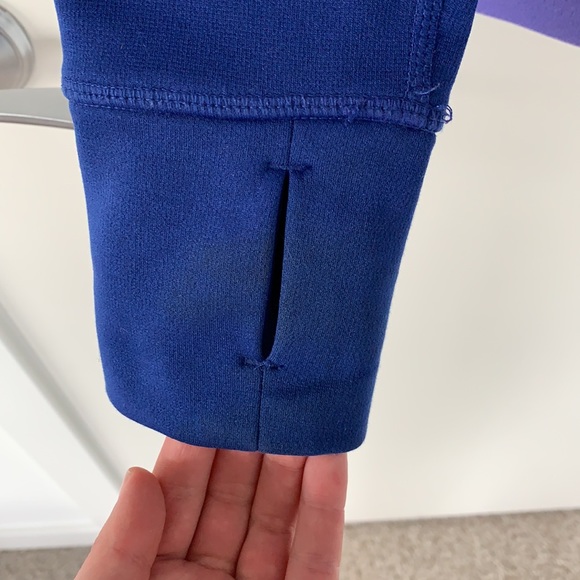 NIKE Fleece Hoodie - Picture 10 of 12